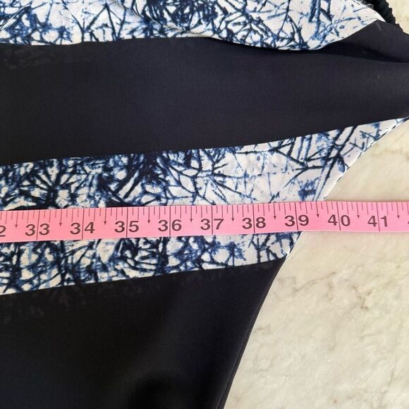 Michael Kors Blue striped Round Neck 3/4 sleeves Top Blouse oversized Size M - Picture 5 of 7